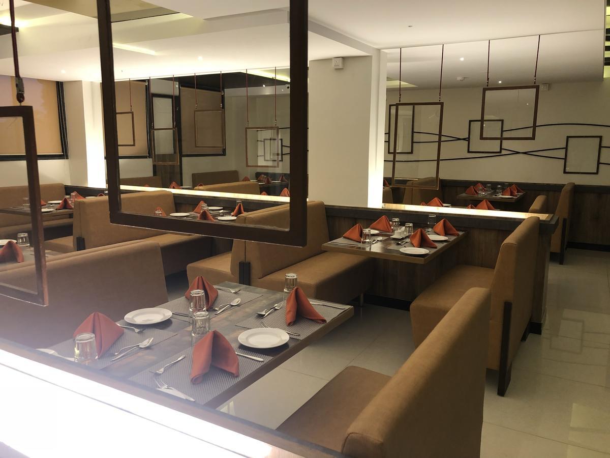 维贾亚普拉基里亚德酒店-Othpl Bijāpur 外观 照片
