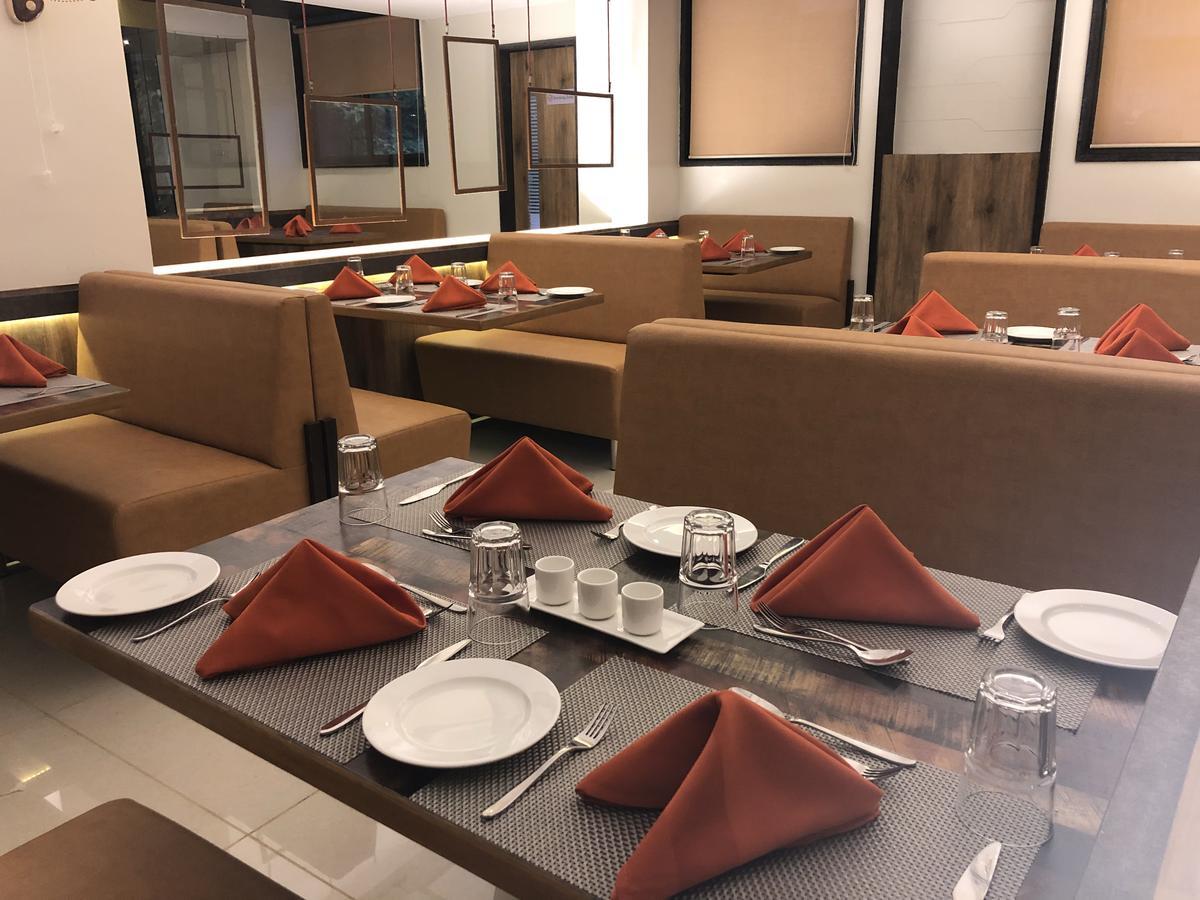 维贾亚普拉基里亚德酒店-Othpl Bijāpur 外观 照片